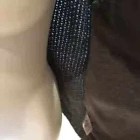 Faux fur grey vest - Picture 9 of 9